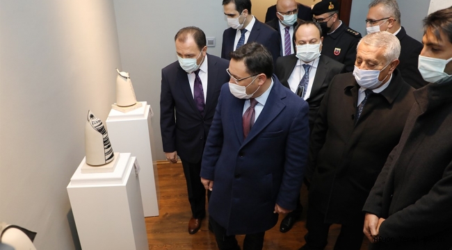 Vali Gökmen Çiçek Kent Sanat Buluşması Adlı Sergiyi Açtı