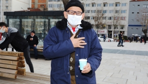  ZAFER MEYDANINDA ÇAY KEYFİ