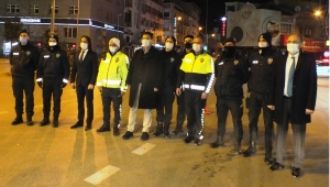 EMNİYET MÜDÜRÜ MESLEKTAŞLARINA MORAL ZİYARETİNDE BULUNDU..