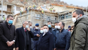 Vali Gökmen Çiçek, Kültür ve Turizm Bakanlığı Heyetiyle Ayazini’ni İnceledi