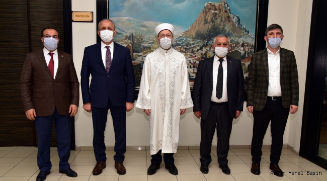 DİYANET İŞLERİ BAŞKANI PROF. DR. ALİ ERBAŞ´TAN AFYON BELEDİYESİNE ZİYARET