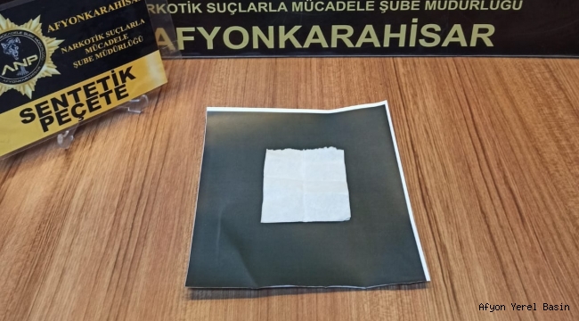 POLİS ZEHİR TÜCCARLARINI OTOGAR'DA YAKALADI..