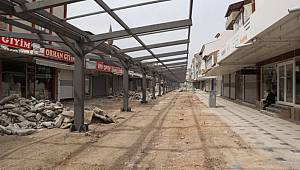 Emirdağ Belediyesi tarafından Kapalı Uzun Çarşı..