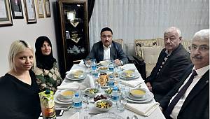VALİ GÖKMEN ÇİÇEK İLK İFTAR'DA ORUCUNU ŞEHİT AİLESİ İLE AÇTI..