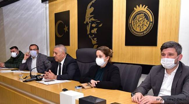 ZEYBEK BAŞKAN: GERÇEK İHTİYAÇ SAHİPLERİNİ BİZLERE BİLDİRİN