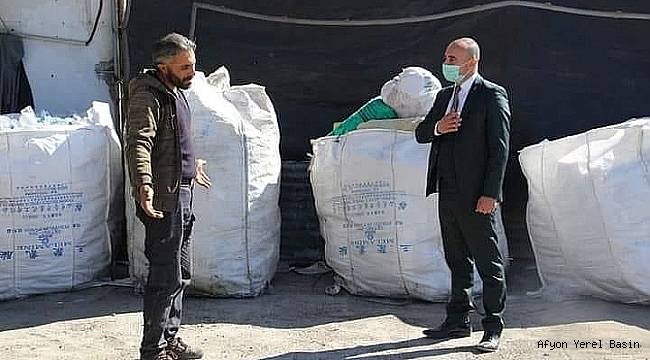 Başkan Bekle Bazı Esnafların Kapılı Olmalarına tepki gösterdi