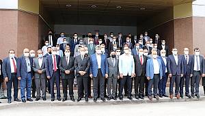  Başkan Sarı Gençlik ve Spor Bakanı Kasapoğlu’nun yanından heybesi dolu geldi 