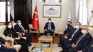 Çevre ve Şehircilik Bakanı Murat Kurum Vali Gökmen Çiçek'i Ziyaret Etti
