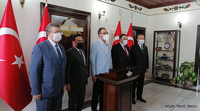 Gençlik ve Spor Bakanı Afyonkarahisar Valiliğini Ziyaret Etti