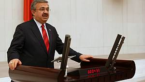 İbrahim Yurdunuseven Kadir Gecesi dolayısıyla bir mesaj yayımladı. 