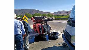 Kazada Devrilen Traktörün 81 Yaşındaki Sürücüsü Yaralandı.