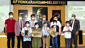 ONLİNE SATRANÇ TURNUVASINDA ÖDÜLLER SAHİPLERİNİ BULDU 