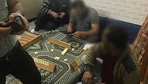 Polis Ekiplerinden Kaçak Kumar baskını.!