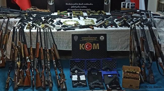 Polis'ten Eş Zamanlı Operasyon