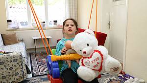  ZEYBEK BAŞKAN HAYRUNNİSA´YA SAHİP ÇIKTI