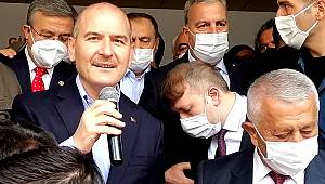 BAKAN SOYLU AFYON BELEDİYESİNİN ÖNÜNDE HALKA HİTAP ETTİ..
