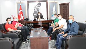 BAŞKAN SARI’DAN 15 TEMMUZ KOCATEPE GÖRME ENGELLİLER GENÇLİK VE SPOR KULÜBÜNE DESTEK