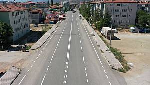 Başkan Sarı, “Trafik Güvenliği için Yol Çizgileri Yapılıyor”