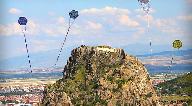BUGÜN GÖKYÜZÜ RENGARENKTİ GÖRDÜNÜZ MÜ?