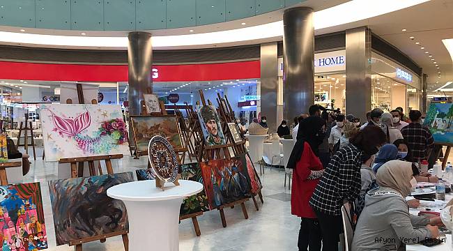 HALK EĞİTİMİ MERKEZİ MÜDÜRLÜĞÜ PARK AFYON AVM’DE SERGİ AÇTI