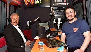 ZEYBEK BAŞKAN ALEM FM´İN CANLI YAYIN KONUĞU OLDU