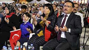 Asırlık Destanın 5. Yılında Vali Çiçek’in Katılımıyla Demokrasi Nöbeti Tutuldu