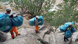 KARAHİSAR KALESİNDE ÇEVRE TEMİZLİĞİ YAPILDI