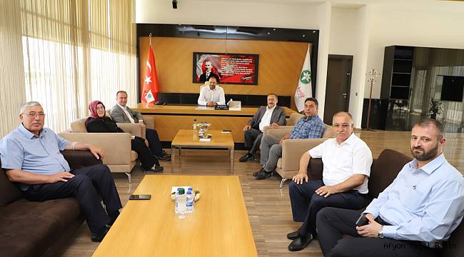 AK PARTİ HEYETİNDE PANCAR EKİCİLERİ KOOPERATİFİNE ‘HAYIRLI OLSUN’ ZİYARETİ
