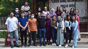 KİTAP ATÖLYESİ'NİN ÜÇÜNCÜ KİTABI GEORGE ORWELL-HAYVAN ÇİFTLİĞİ OLDU.