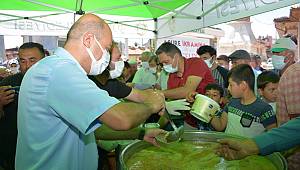 Şuhut Belediyesi’nden Vatandaşlara Aşure İkramı