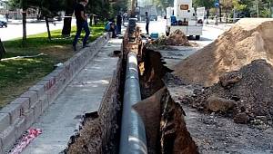 ADNAN MENDERES BULVARI İÇME SUYU HATTI YENİLENİYOR 