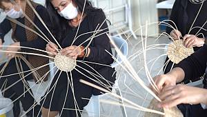 Afyon’un Üreten Kadınları 4 Milyon Lira Ciroya Koşuyor