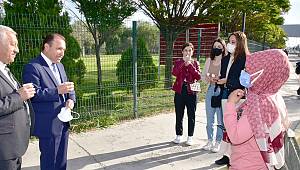 AKÜ, Öğrencilerine Lokum ve Çorba İkramı ile “Hoş Geldiniz” Dedi