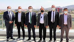 BAŞSAVCI KARABACAK, ATSO’YU ZİYARET ETTİ