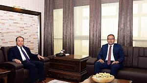 İdare Mahkemesi Başkanı Ayna’dan, Rektör Karakaş’a Ziyaret
