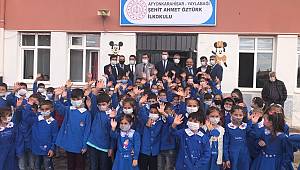 Kitaplar devletten, kırtasiye malzemeleri Akgedik’ten