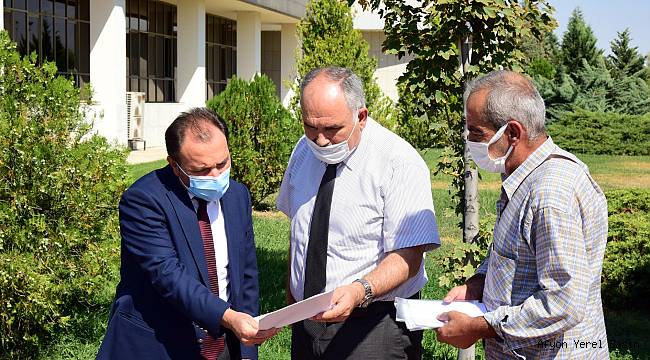 Rektör Karakaş Öğrenci Kayıt Merkezini Ziyaret Etti
