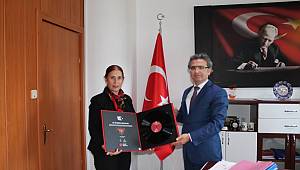 FATİH KARABACAK’A, MÜNİRE BURCU’DAN HAYIRLI OLSUN ZİYARETİ