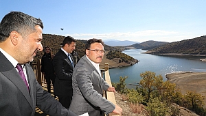 Vali Çiçek Hocalar ve Sandıklı’da Temaslarda Bulundu