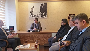 Afyon Kızılay 1700 kişiye yardım dağıtıyor