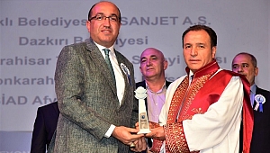 AFYON KOCATEPE ÜNİVERSİTESİNDEN BAŞKAN ÇÖL’E ÖDÜL