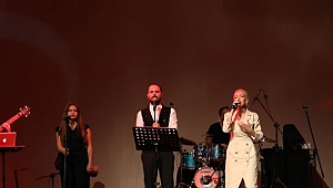 AFYONKARAHİSAR BELEDİYESİN'DEN ÖĞRETMENLER GÜNÜ KONSERİ