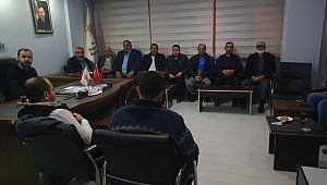 AK Parti Şuhut İlçe Başkanlığı Haftalık Yönetim Kurulu Toplantısını Yaptı 