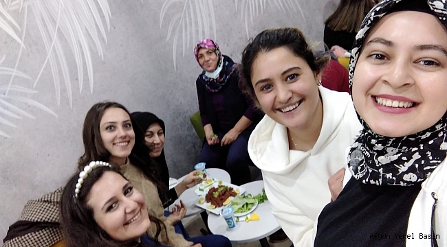 Aziziye Kadın Kültür Evi'nde Çiğ Köfte Etkinliği Yapıldı