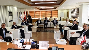 BAŞKAN ÇÖL SAĞLIKLI KENTLER BİRLİĞİ TOPLANTISINA KATILDI