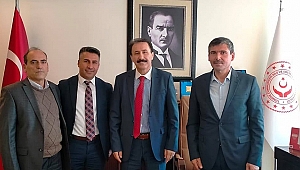  Dinar'dan Ankara'ya Giden Eğitimciler Mustafa Tarlacı'yı Ziyaret Etti