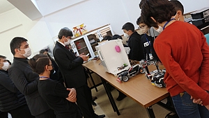 DUMLUPINAR BİLSEM’İN 4006 BİLİM FUARI AÇILDI