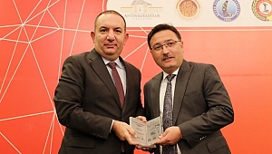 Ekonomi Zirvesi Vali Gökmen Çiçek'in Katılımıyla Yapıldı