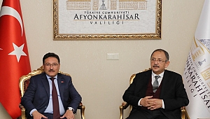 Eski Bakan Mehmet Özhaseki Vali Gökmen Çiçek’i Ziyaret Etti