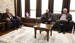 Kırlıoğlu ve Alimoğlu Rektör Karakaş’ı Makamında Ziyaret Etti
